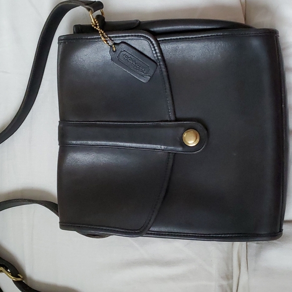 Coach Handbags - Rare vintage leather Coach shoulder bag